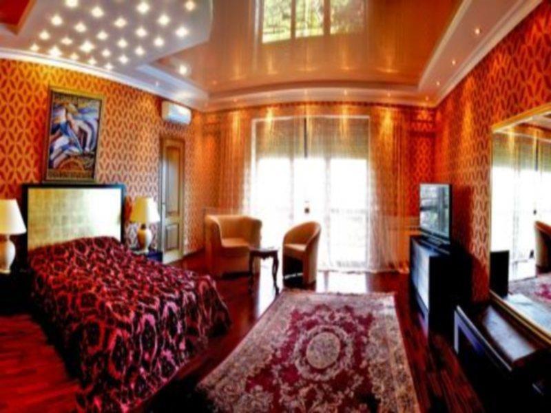 Diplomat Club Hotel Кишинёв Экстерьер фото