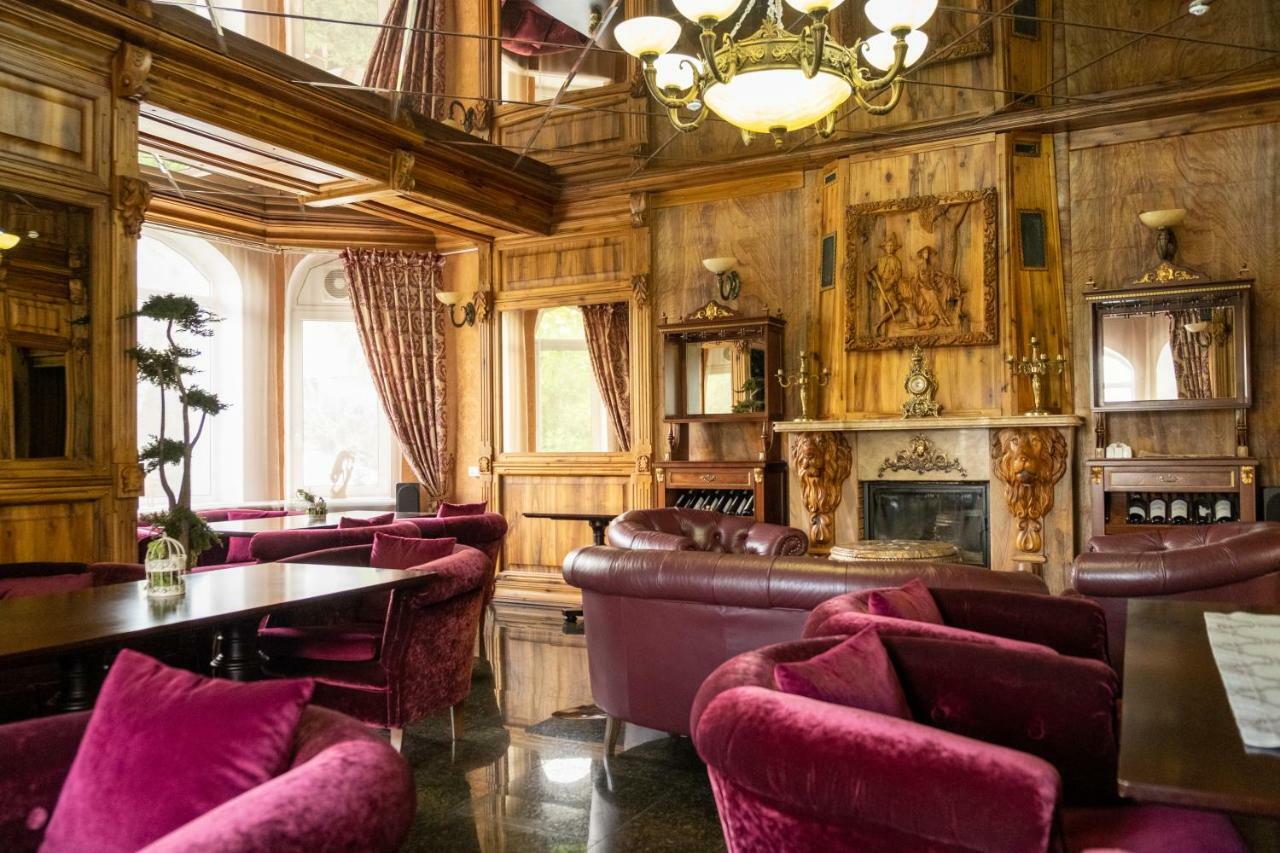 Diplomat Club Hotel Кишинёв Экстерьер фото