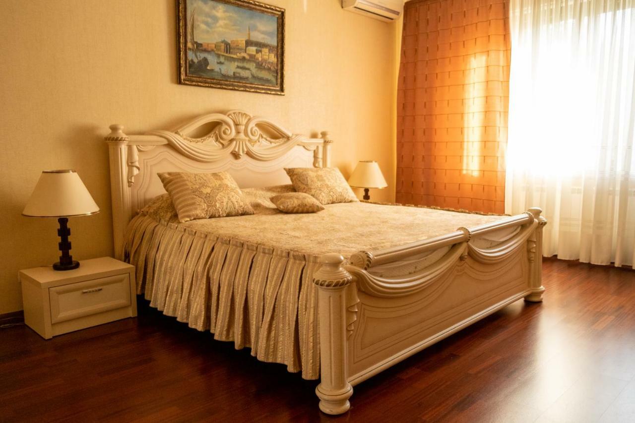 Diplomat Club Hotel Кишинёв Экстерьер фото
