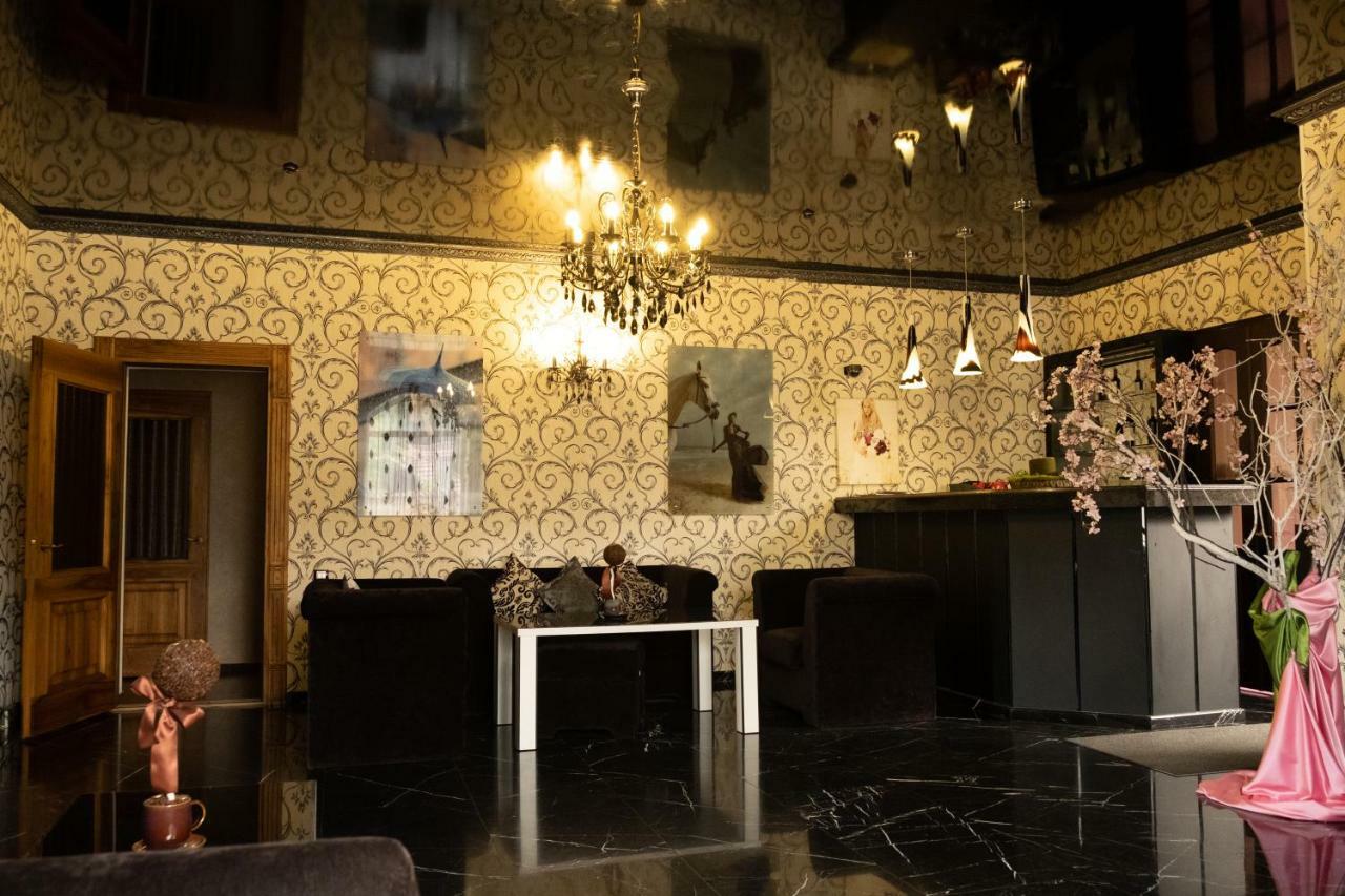 Diplomat Club Hotel Кишинёв Экстерьер фото