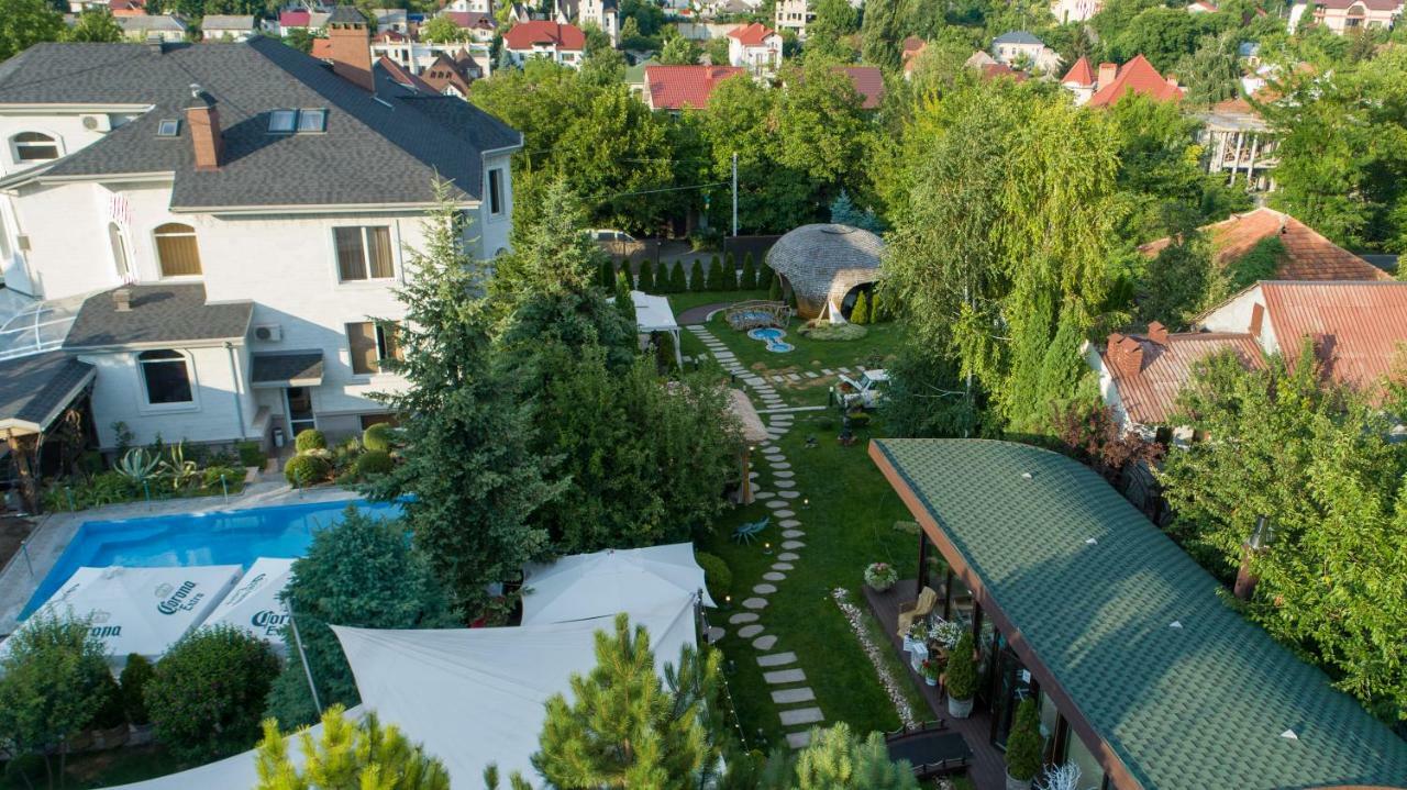 Diplomat Club Hotel Кишинёв Экстерьер фото