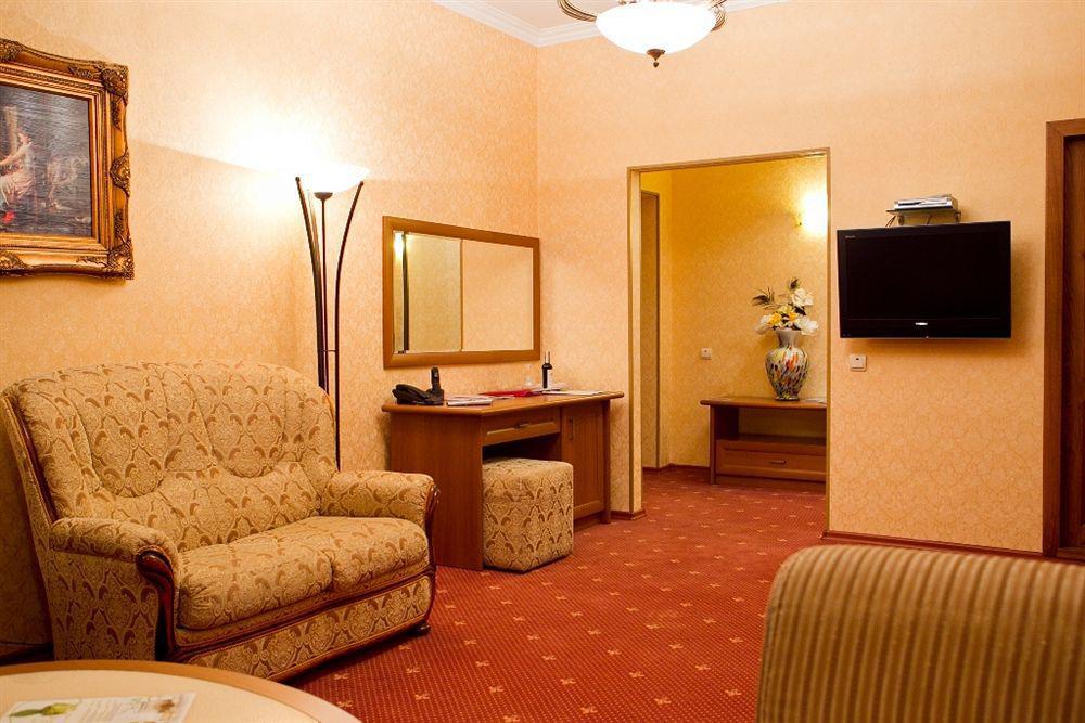 Diplomat Club Hotel Кишинёв Номер фото